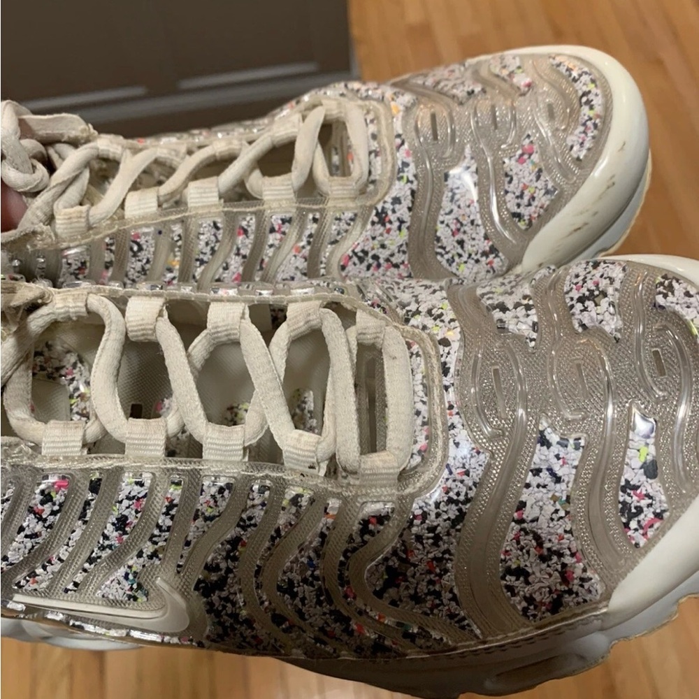 Nike Sample Promo Air Max Plus Recycle AR0970-002 Wmns Size 6.5 Rare Well Worn - Picture 2 of 4